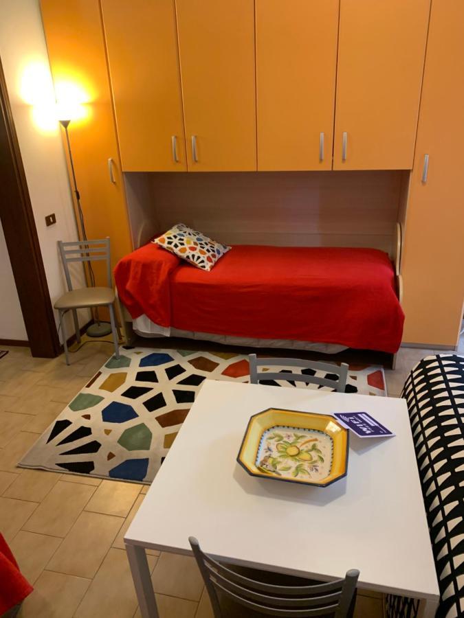 Appartamento Affitti Brevi Verona Colors/G.B. Rossi Friendly ภายนอก รูปภาพ